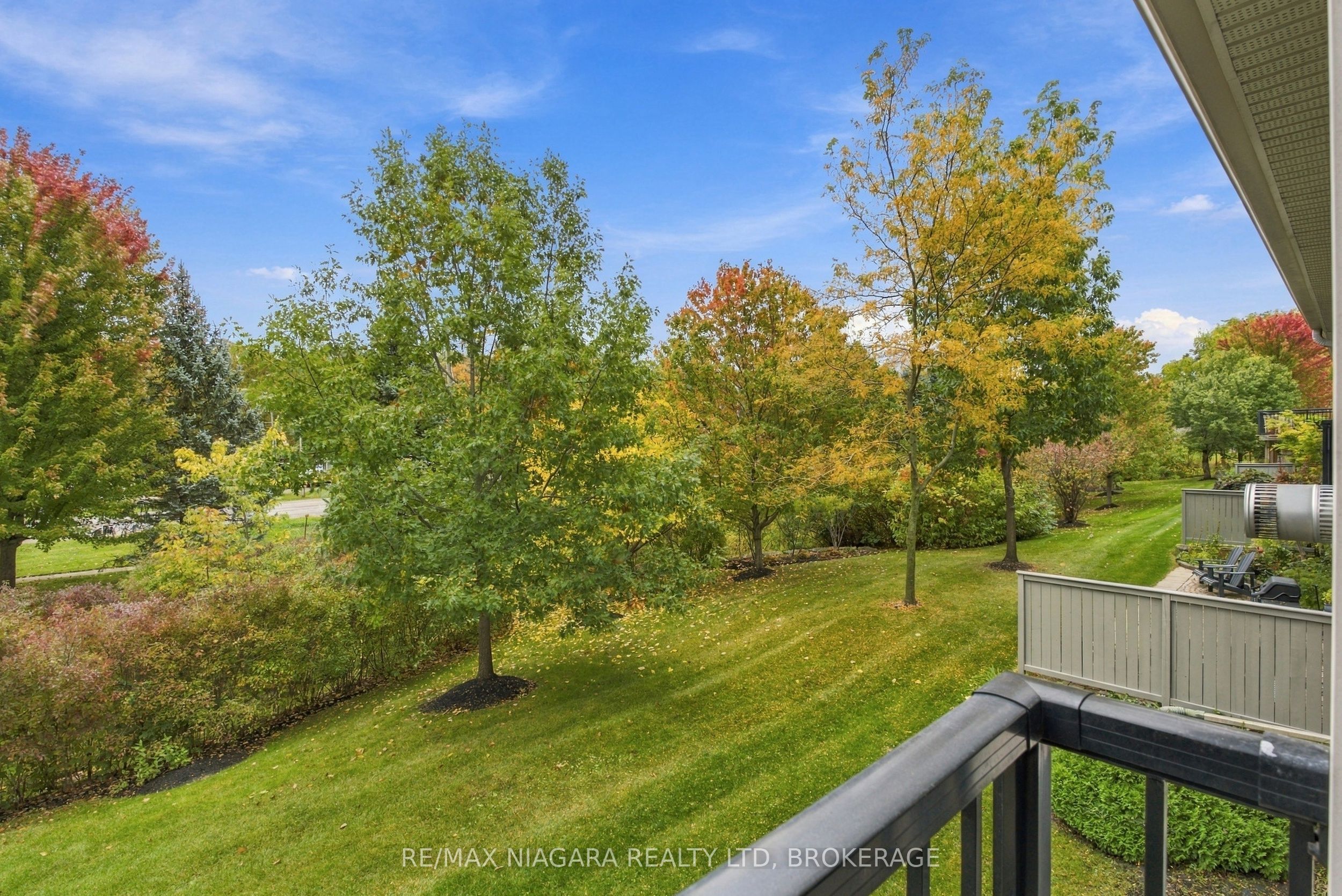 3 Hillside Drive