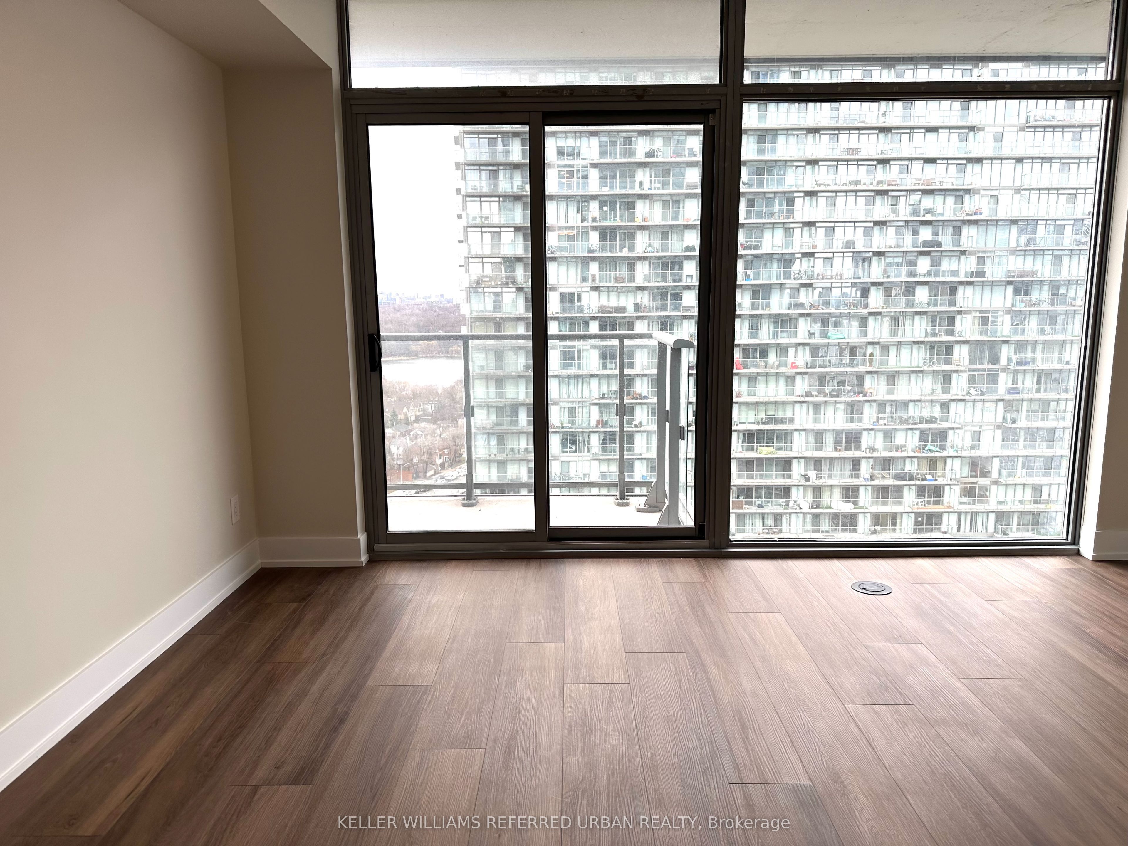 105 The Queensway N/A 1913