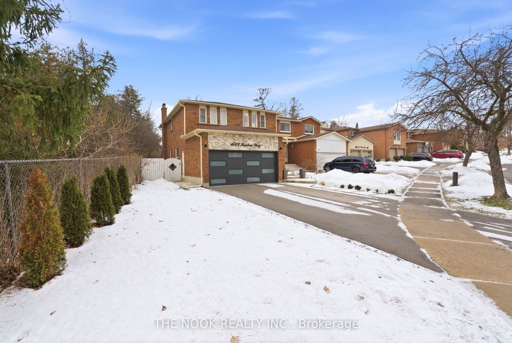 Photo of 1649 Beaton Way, Pickering, ON L1X 1X7 (MLS # E12709220)