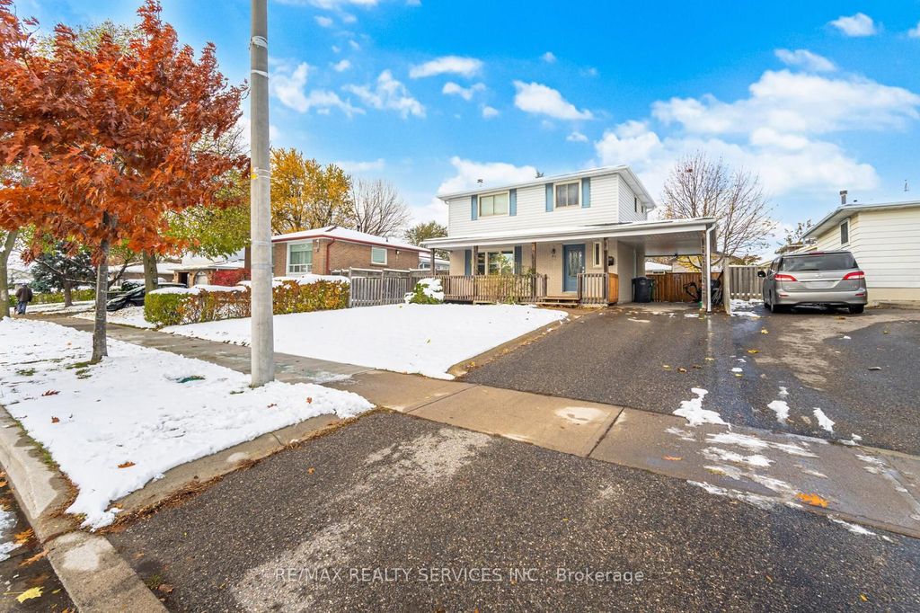 Photo of 84 Sutherland Avenue, Brampton, ON L6V 2H7 (MLS # W12645286)