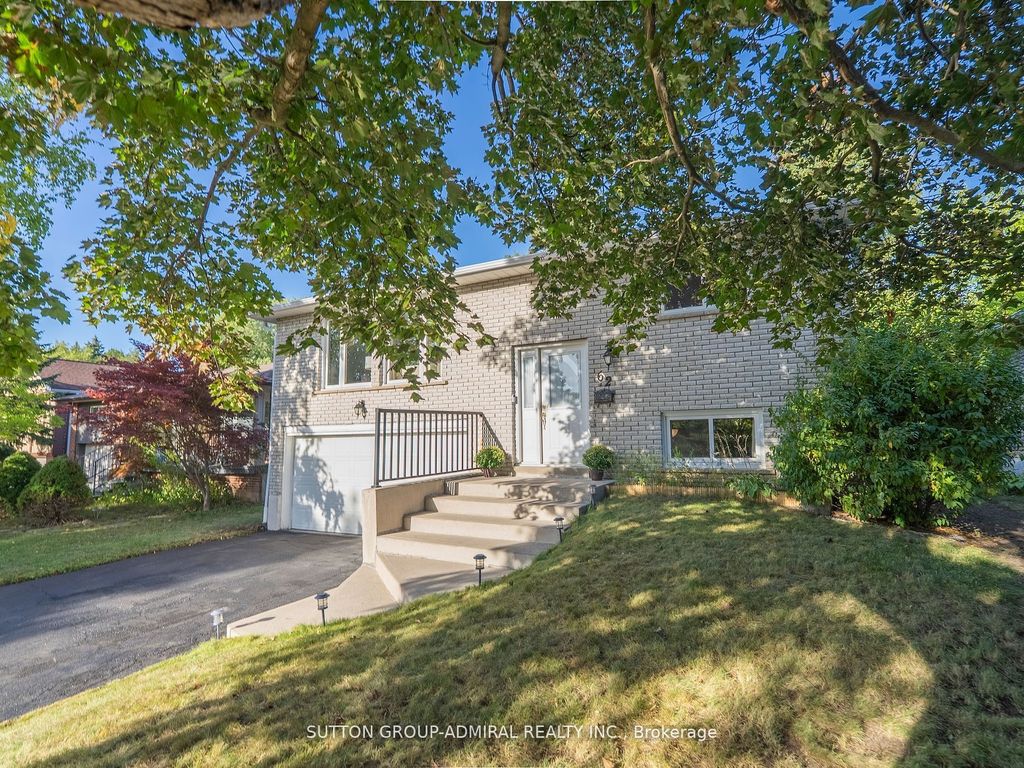 Photo of 62 Shieldmark Crescent, Markham, ON L3T 3T5 (MLS # N12549944)