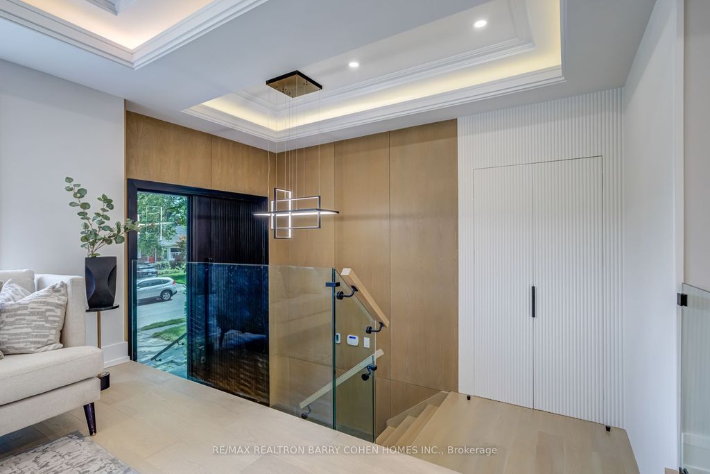 Photo of 594 Broadway Avenue, Toronto, ON M4G 2S5 (MLS # C12438155)