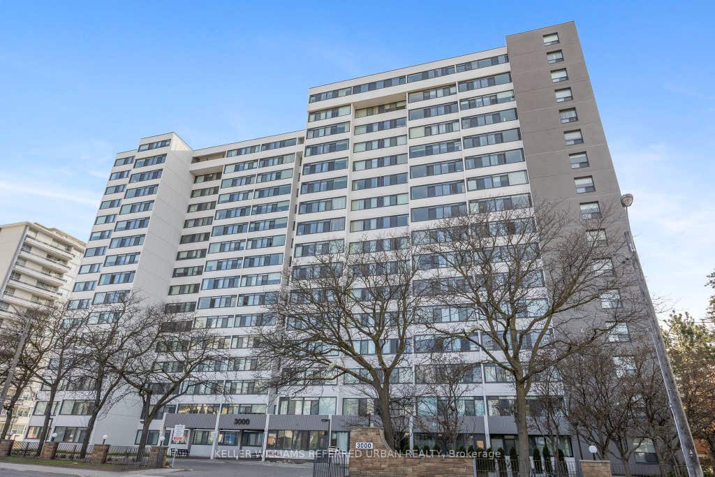 Photo of 3000 Bathurst Street #1501, Toronto, ON M6B 3B4 (MLS # C13662722)