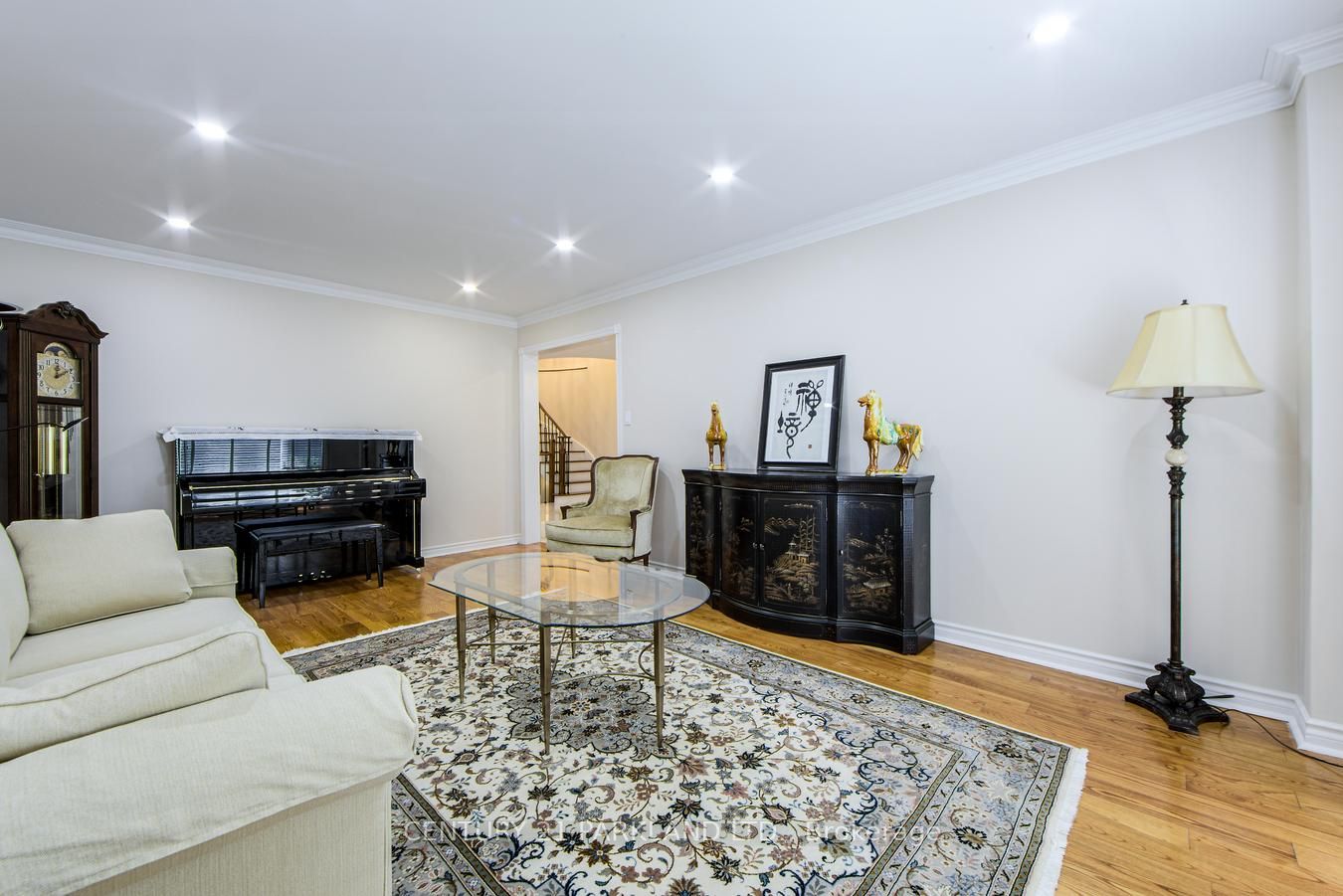 112 Strathearn Avenue