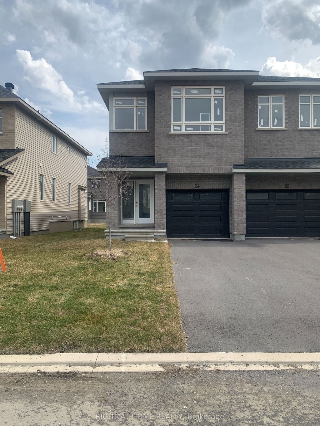 Photo of 24 Wylie Way, Carleton Place, ON K7C 0C4 (MLS # X12993990)