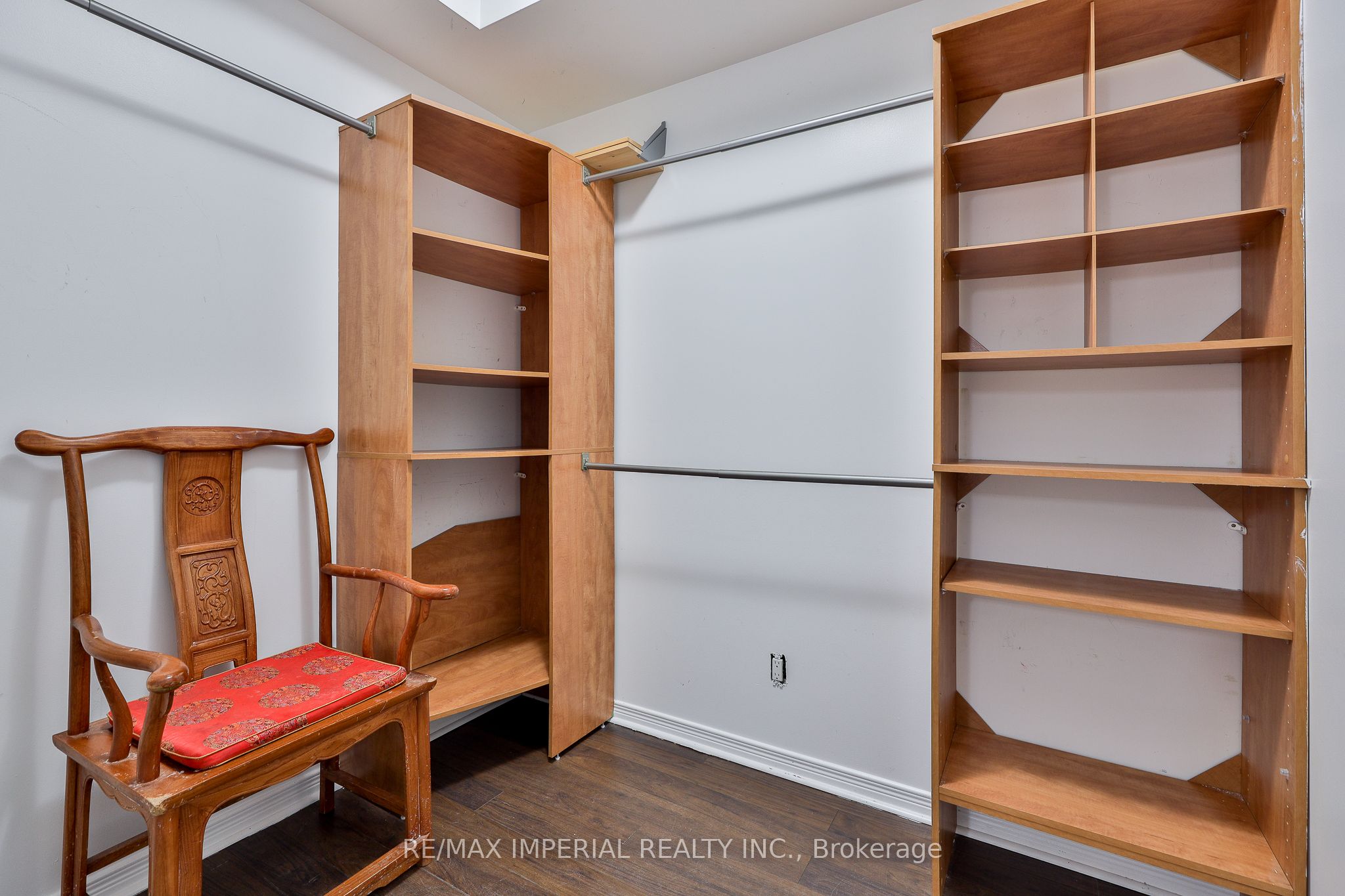 60 Heintzman Street 2403