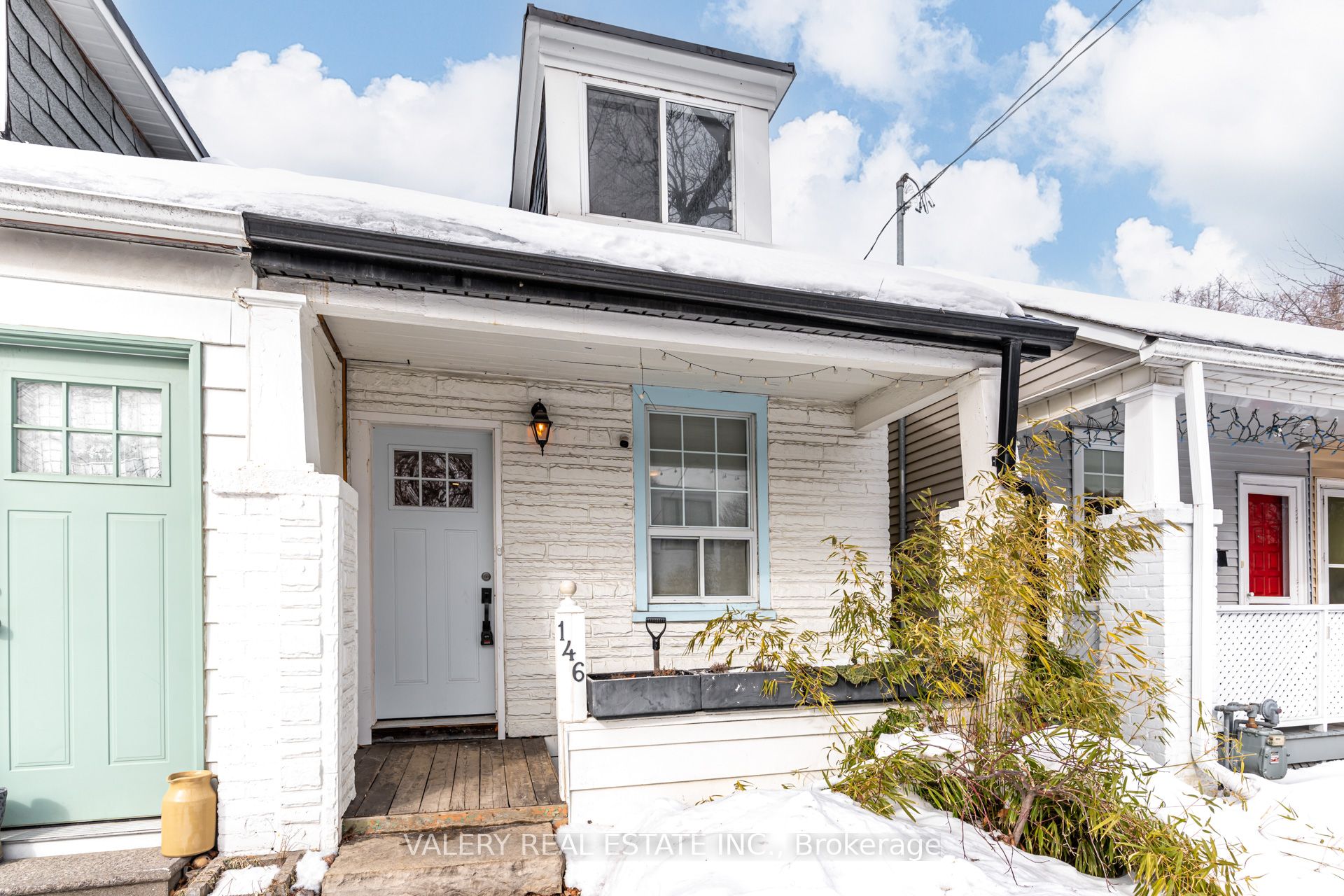 146 Hanson Street