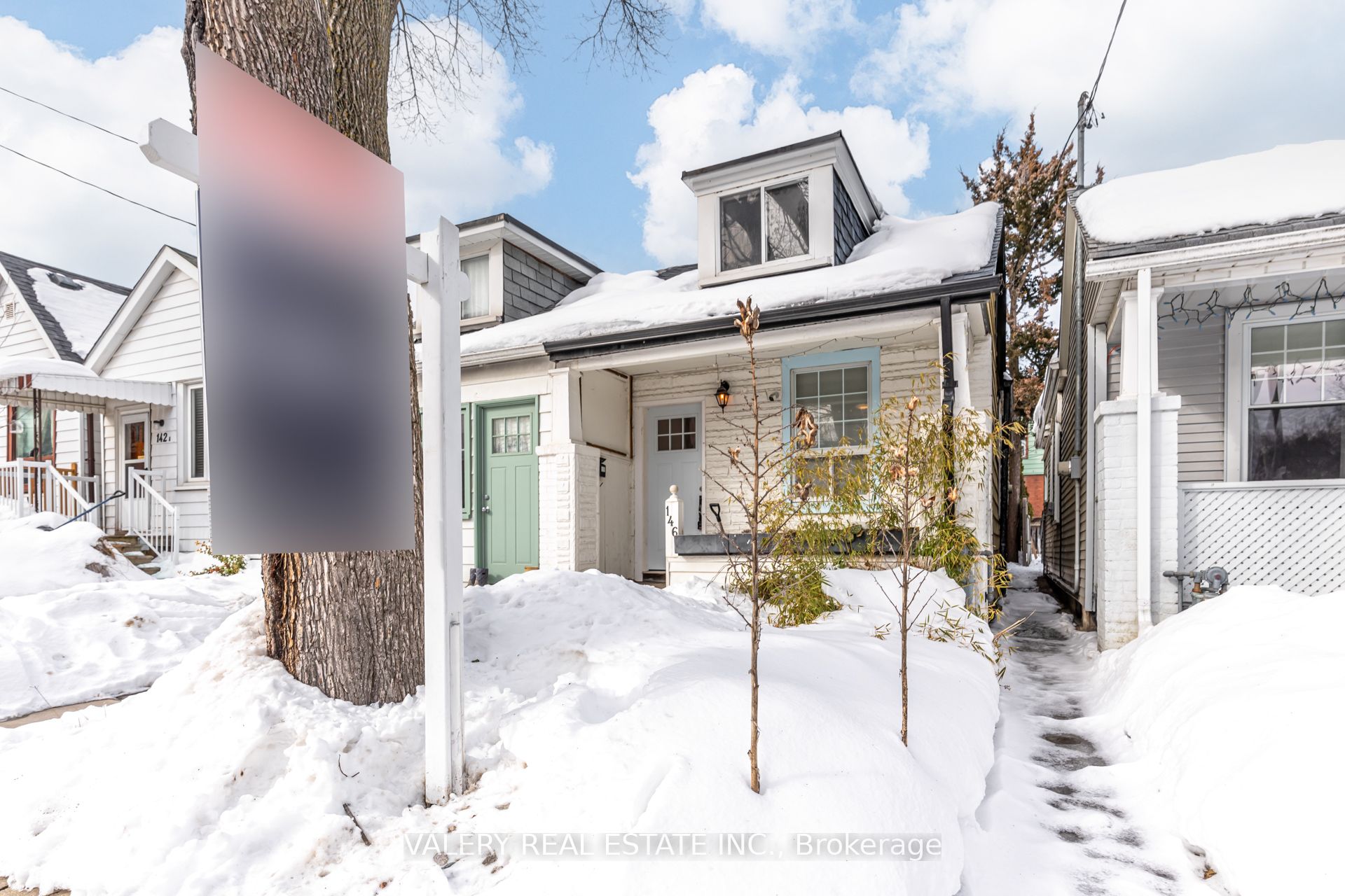 146 Hanson Street