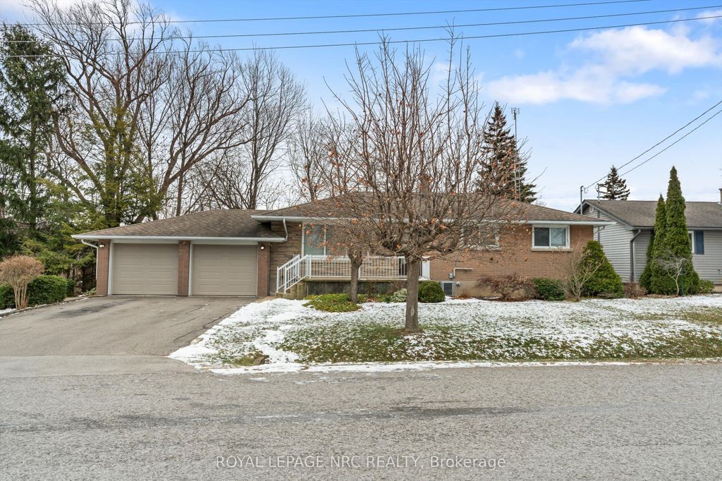 Photo of 26 Southdale Drive, St. Catharines, ON L2M 3N5 (MLS # X12616838)