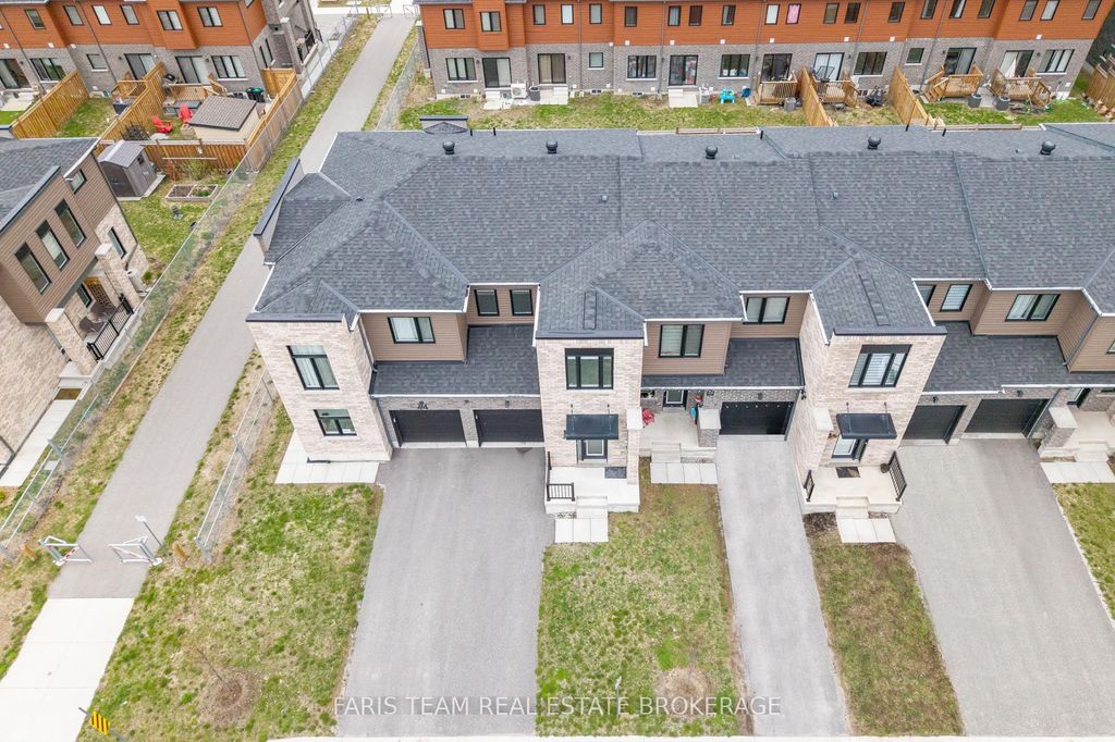 Photo of 42 Fairlane Avenue, Barrie, ON L9J 0M9 (MLS # S13079640)