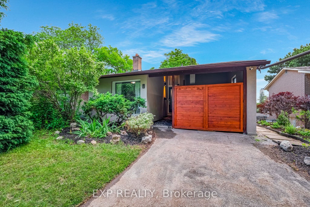 Photo of 160 Cottonwood Drive, Toronto, ON M3C 2B4 (MLS # C13499972)