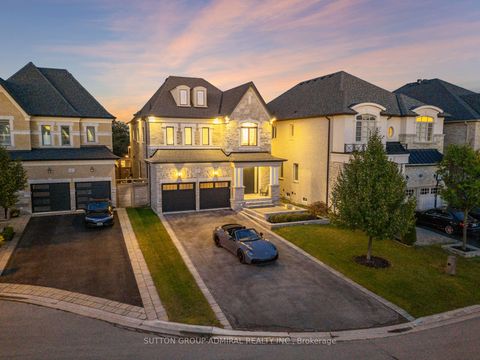 29 Kylemount Court Vaughan ON L4J 0E6