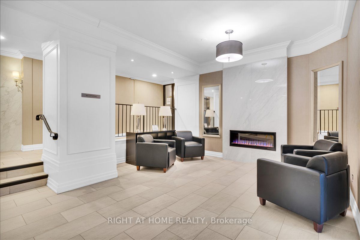 5 Weldrick Road W 703