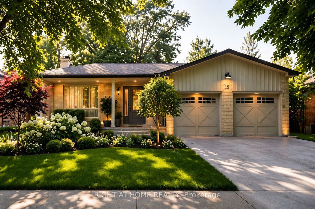 Photo of 15 Foursome Crescent, Toronto, ON M2P 1W1 (MLS # C13028612)