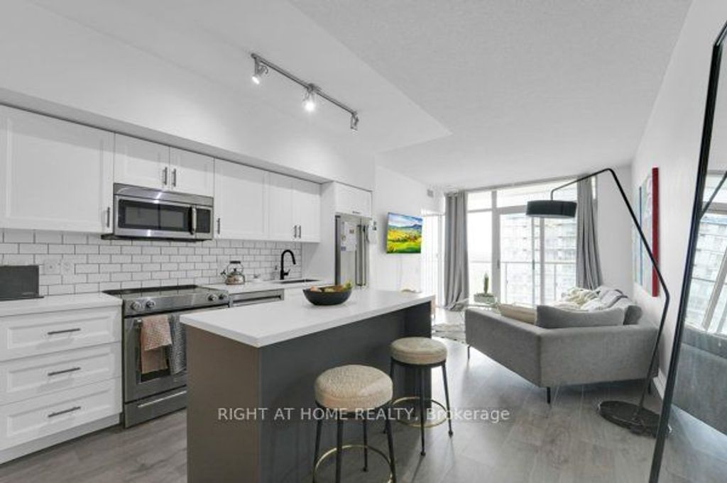 Photo of 105 THE QUEENSWAY N/A #1414, Toronto, ON M6S 5B5 (MLS # W12905966)