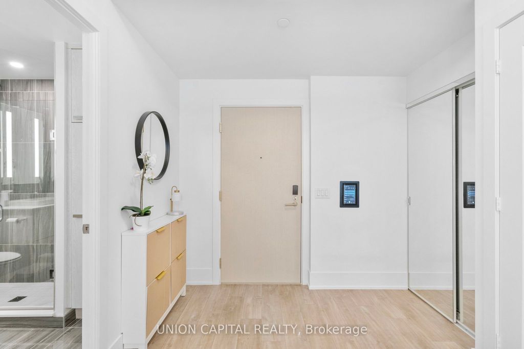 Photo of 480 Front Street W #1510, Toronto, ON M5V 0V5 (MLS # C12376950)