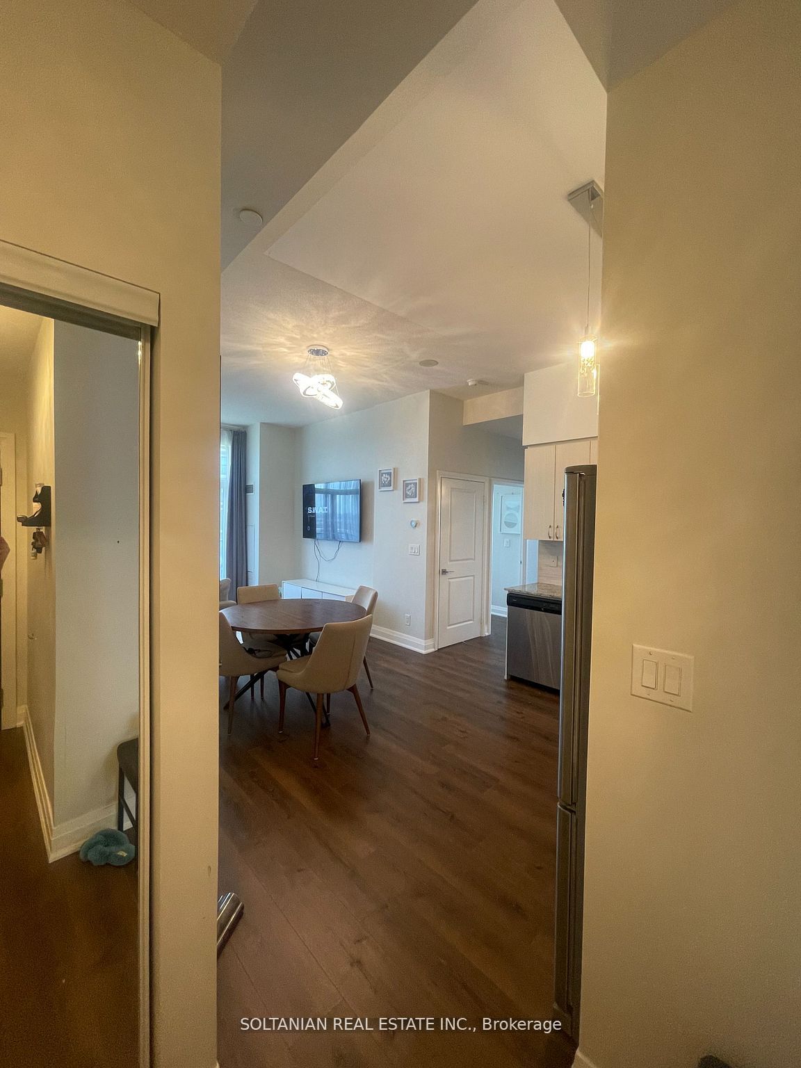 3600 Highway 7 Road N 702