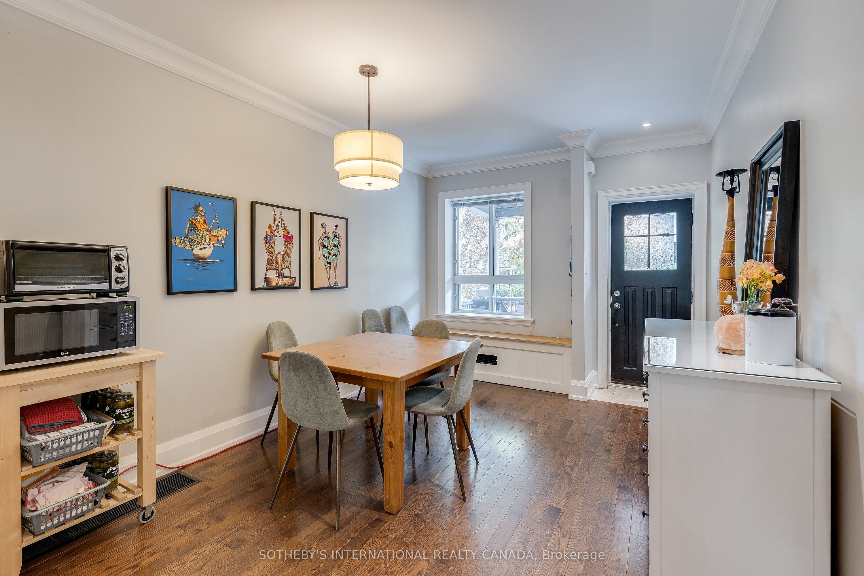 412 Wellesley Street E