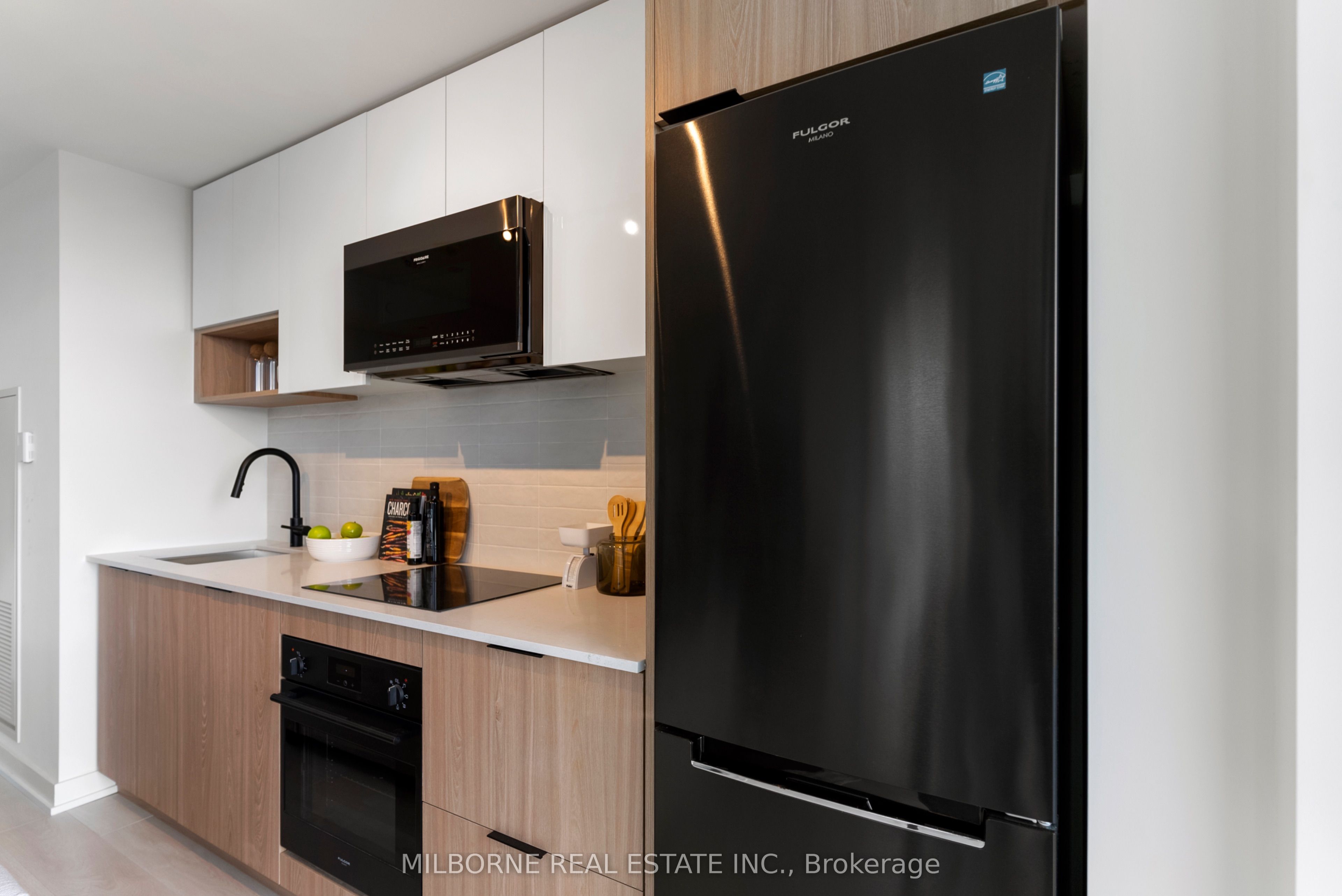 5 Defries Street 2105