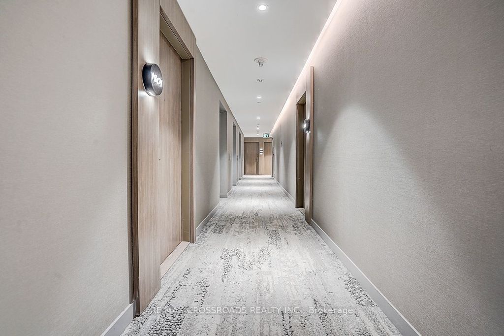 Photo of 161 Roehampton Avenue, Toronto, ON M4P 0C8 (MLS # C13094204)