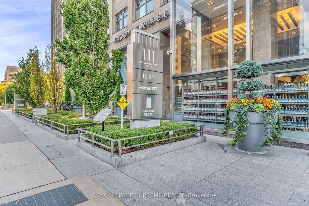 Photo of 111 St Clair Avenue W #604, Toronto, ON M4V 1N5 (MLS # C12954008)