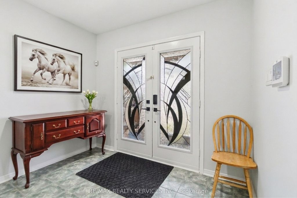 Photo of 8 Pacific Wind Crescent, Brampton, ON L6R 1Z9 (MLS # W13181760)