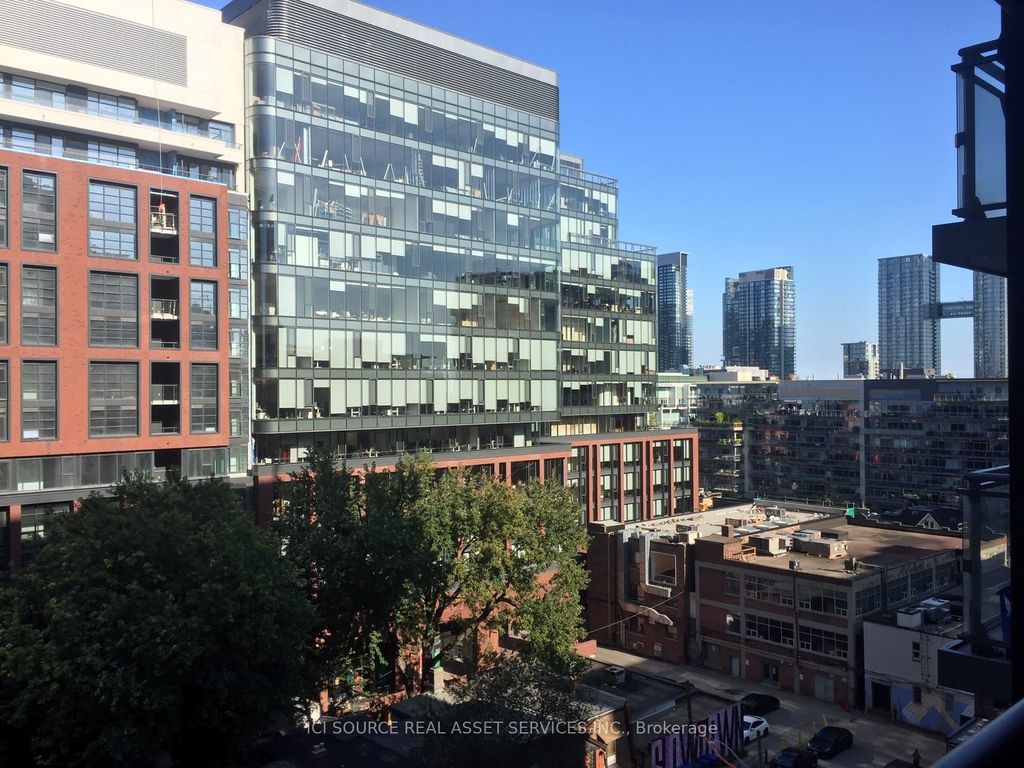 Photo of 525 Adelaide Street W #1020, Toronto, ON M5V 0N7 (MLS # C12461712)