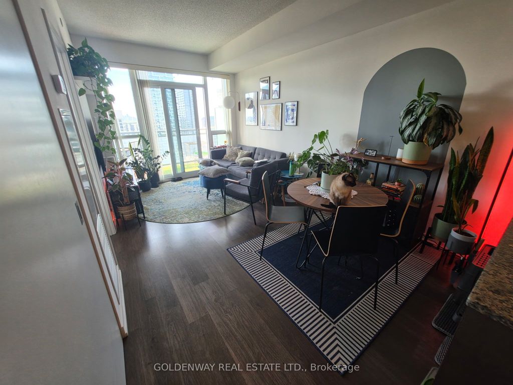 Photo of 89 Dunfield Avenue #2604, Toronto, ON M4S 0A4 (MLS # C13164664)