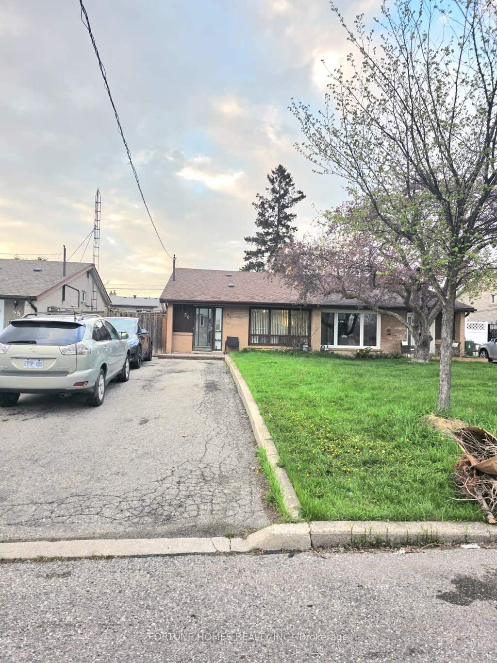Photo of 30 Dombey Road, Toronto, ON M3L 1N9 (MLS # W13580886)