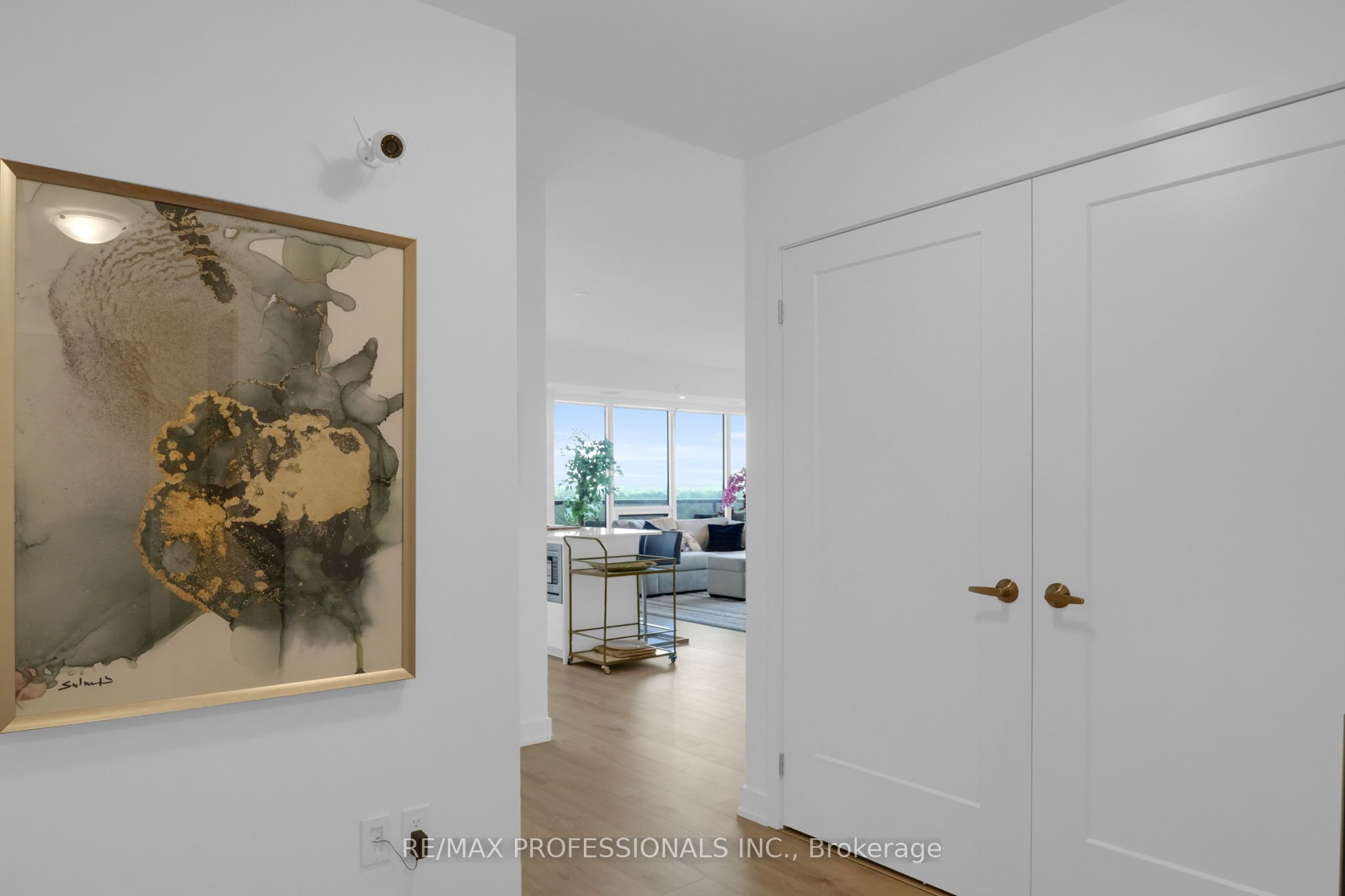 1035 Southdown Road 1402