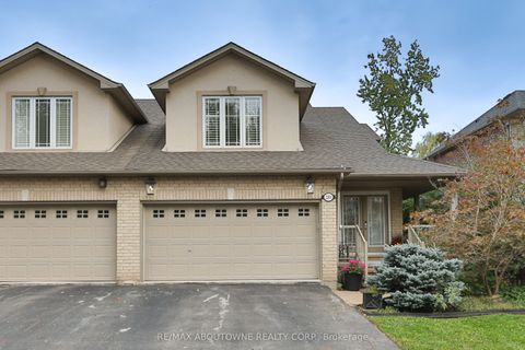 2304 Sovereign Street Oakville ON L6L 1L6