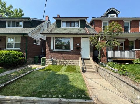 34 Woodington Avenue Toronto ON M4C 3J3
