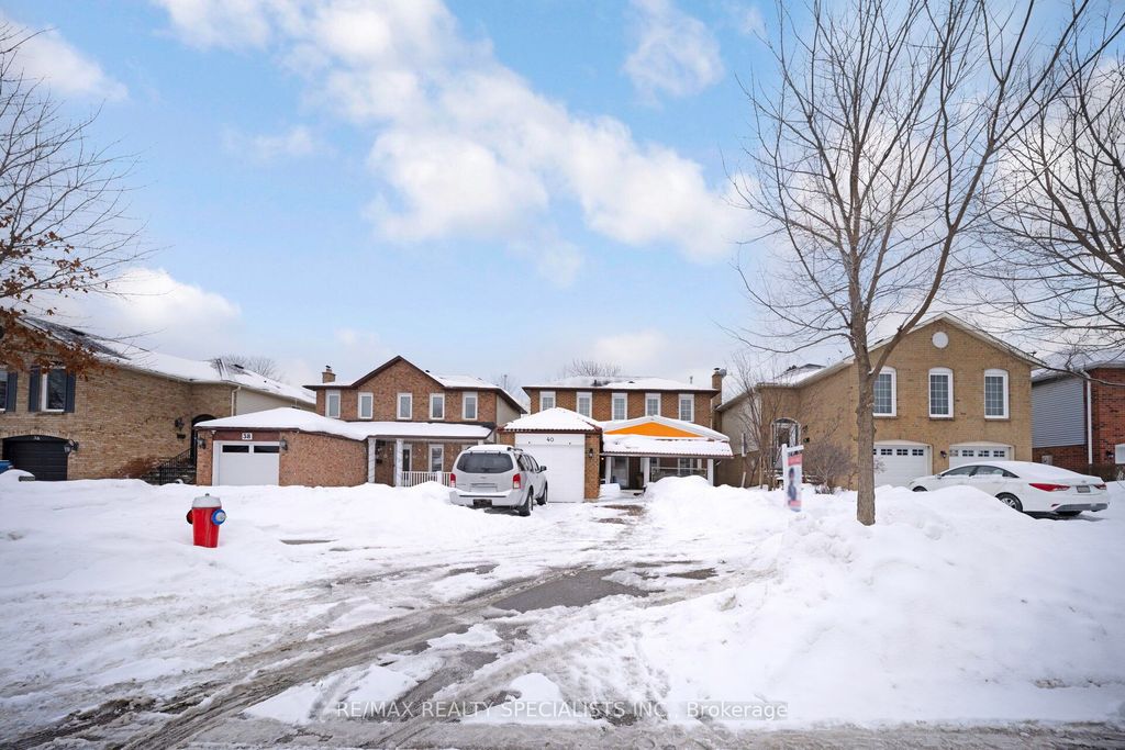 Photo of 40 Floribunda Crescent, Brampton, ON L6T 4S1 (MLS # W12785186)