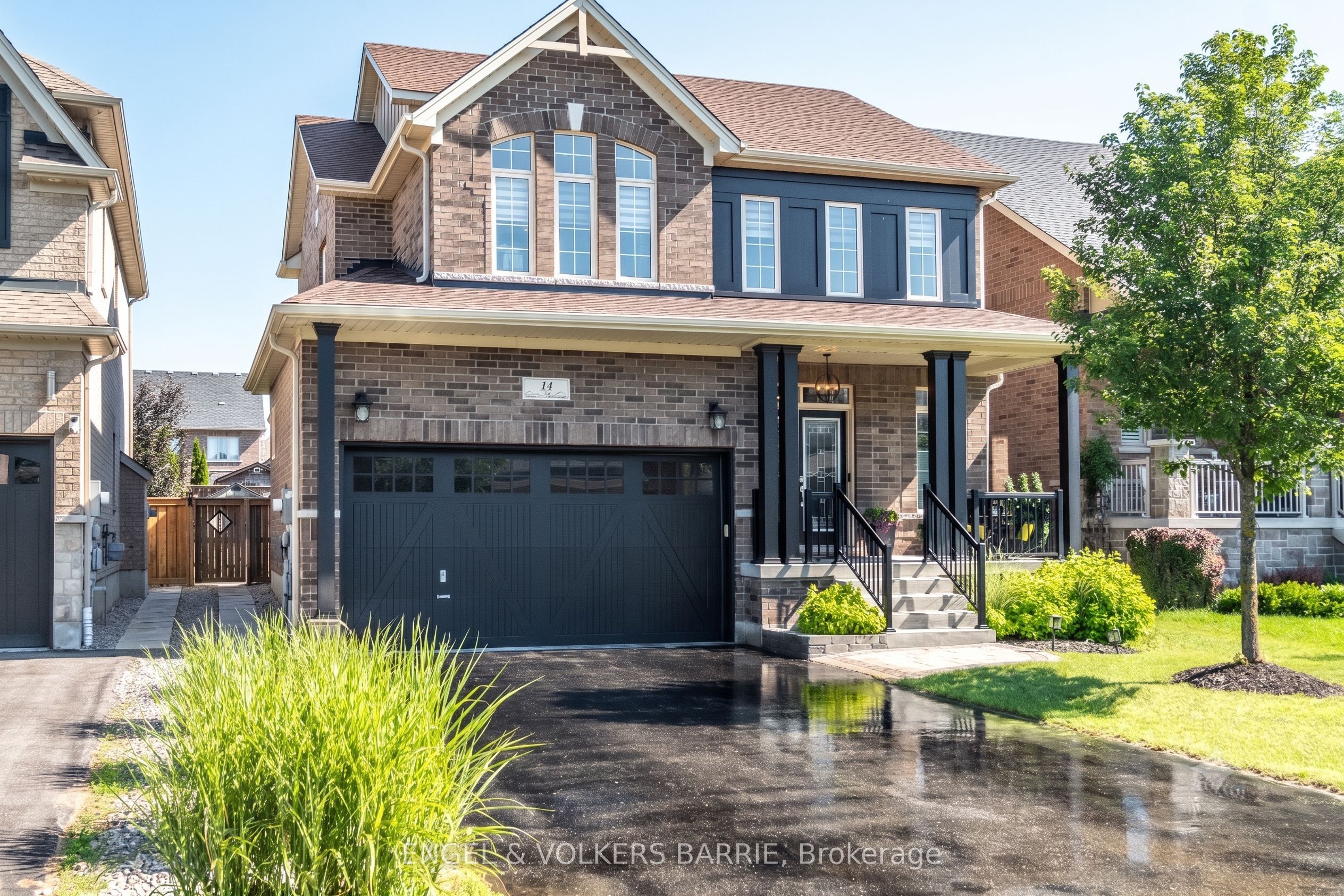 Photo 1 of 48 — 14 Oliver's Mill Road, Springwater, ON L9X 0S6