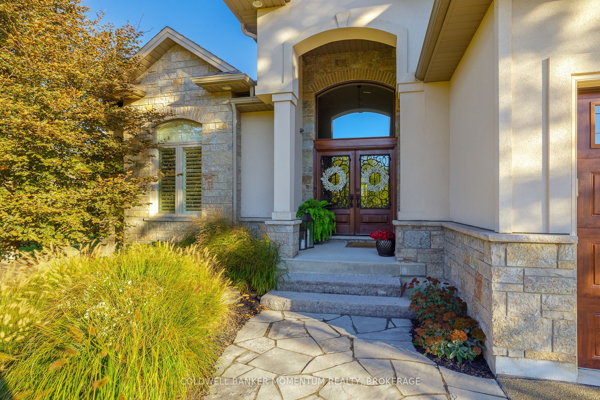 3198 Thunder Bay Road