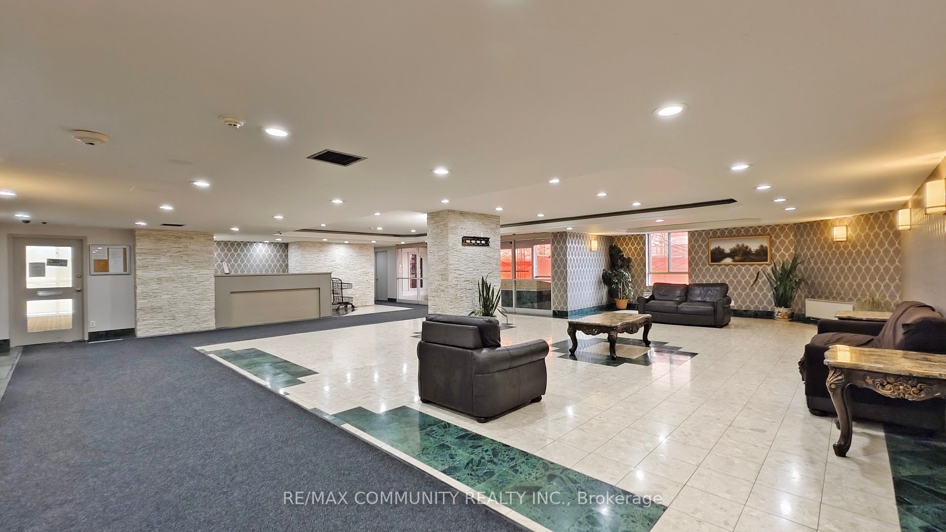 41 Markbrook Lane 707