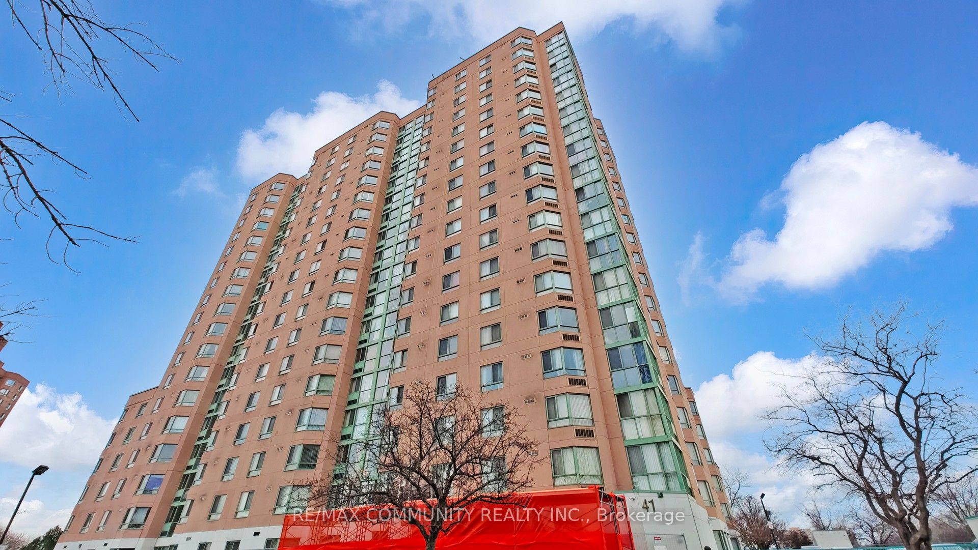 41 Markbrook Lane 707