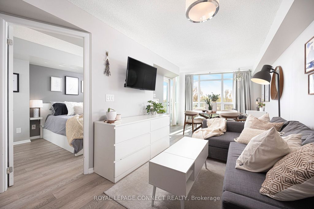Photo of 231 Fort York Boulevard #609, Toronto, ON M5V 1B2 (MLS # C12449840)