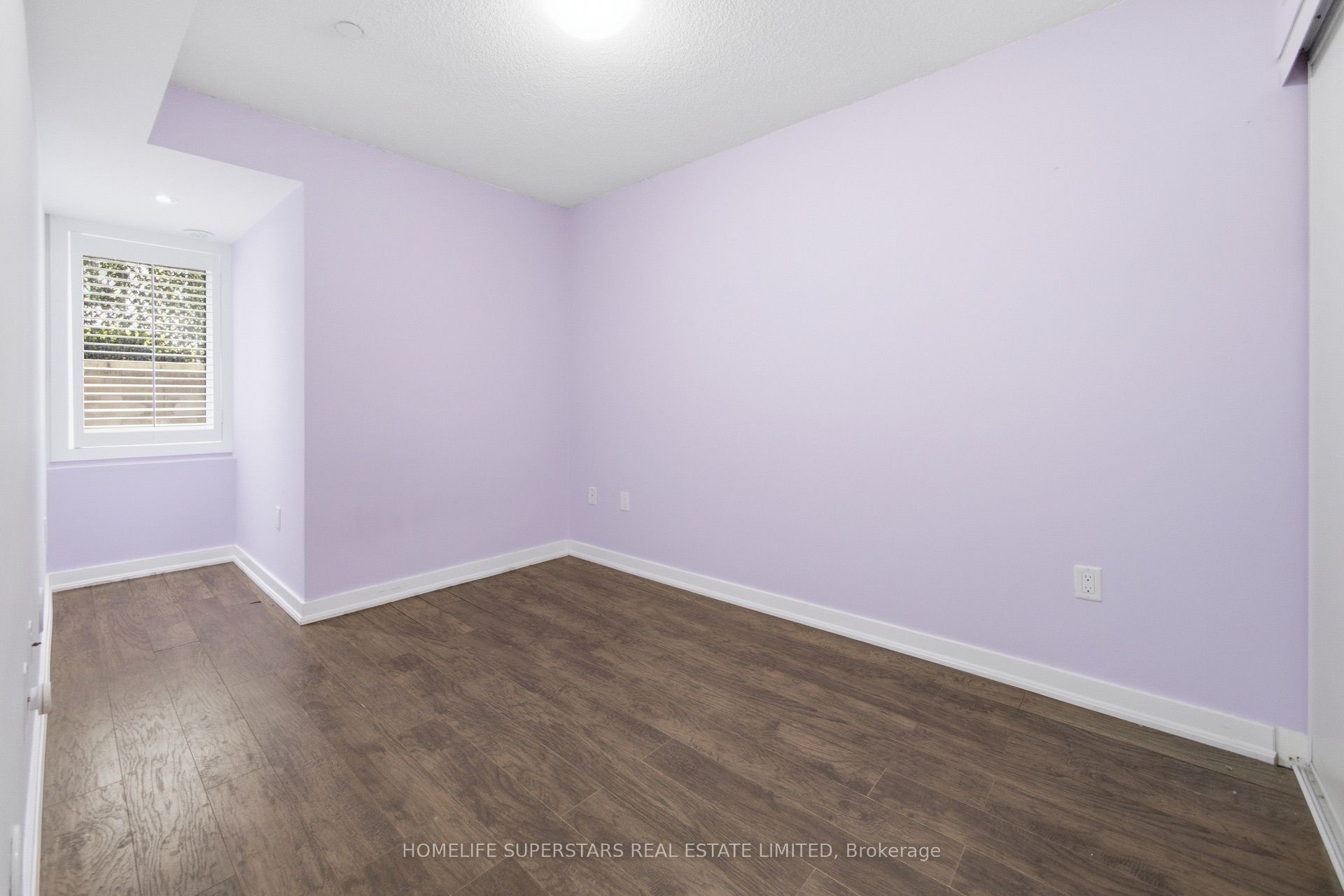 8 Drummond Street 413