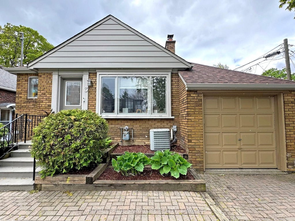 Photo of 3 Kenrae Road, Toronto, ON M4G 1X9 (MLS # C13784874)