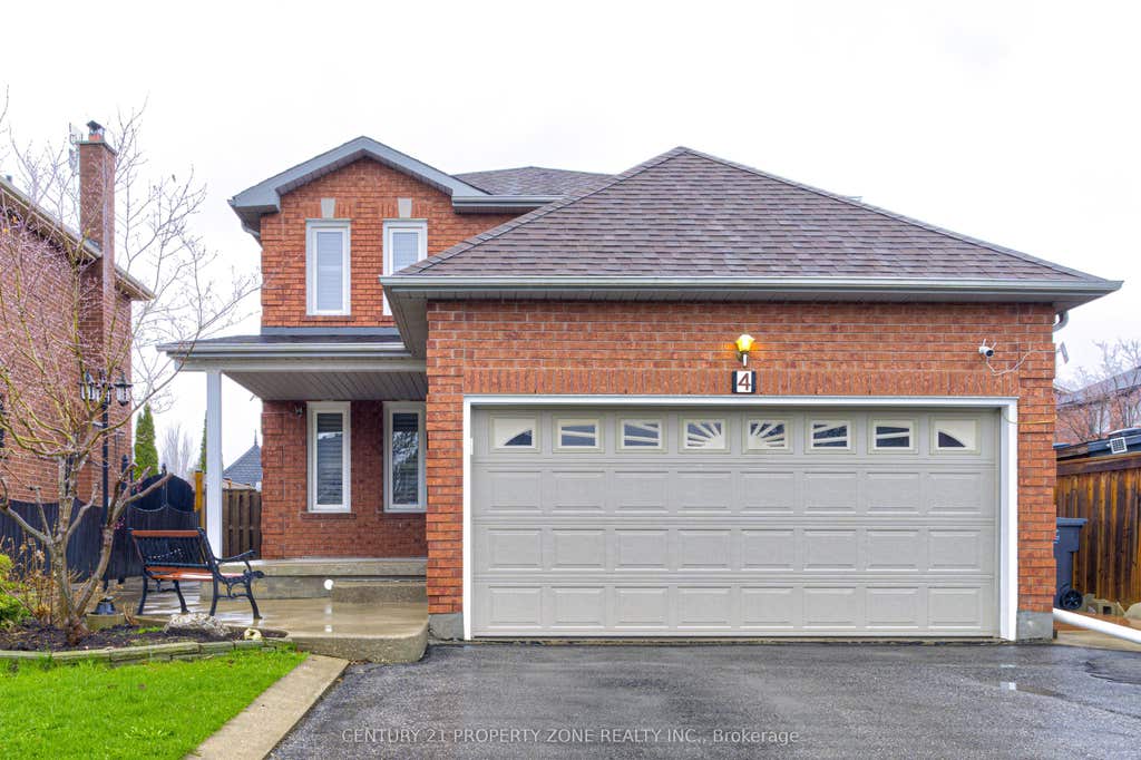 Photo of 4 Compton Court, Caledon, ON L7E 1L4 (MLS # W13581392)