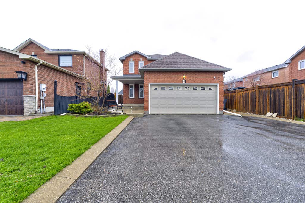Photo of 4 Compton Court, Caledon, ON L7E 1L4 (MLS # W13581392)