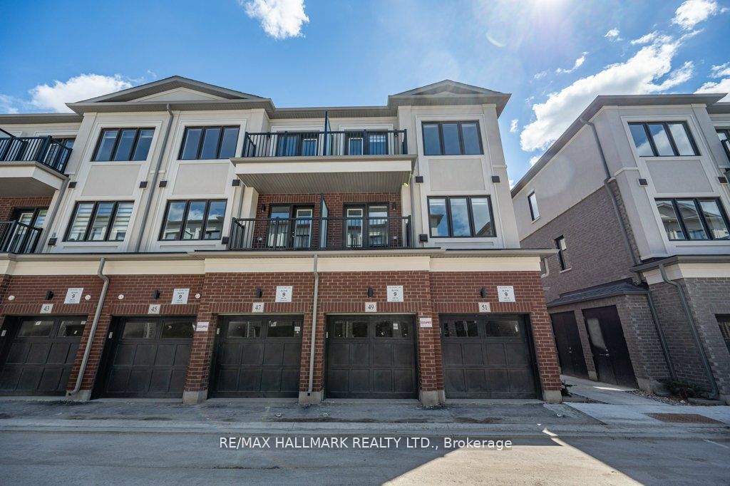 49 Matawin Lane