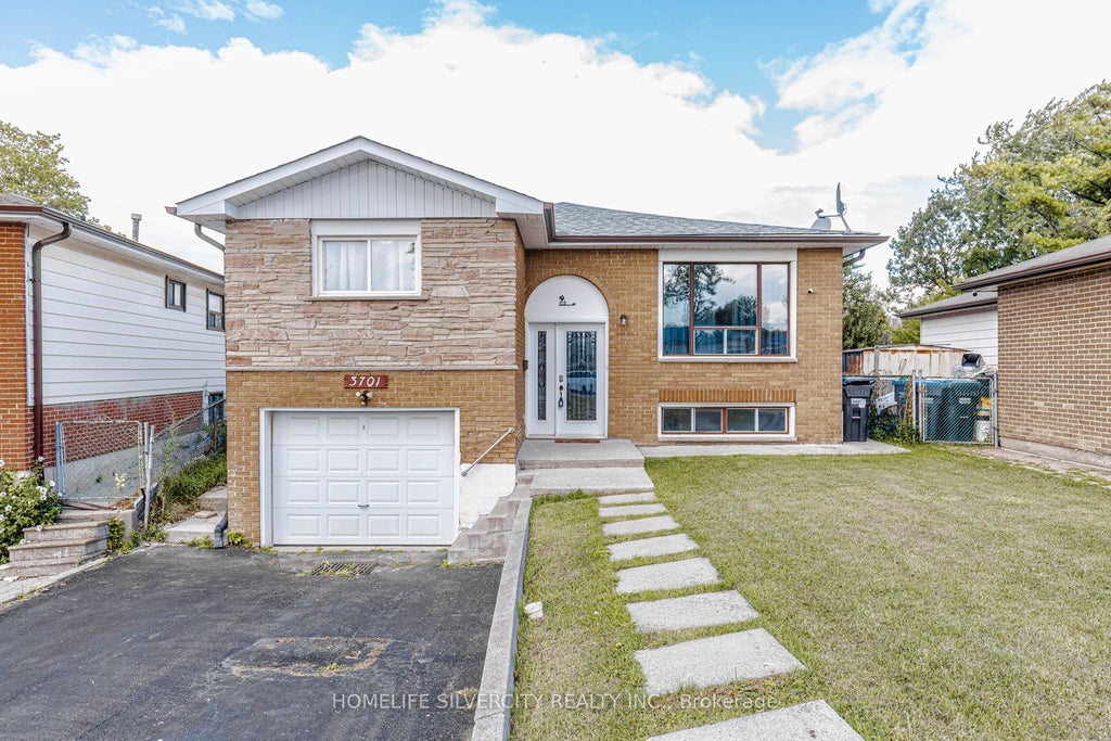 Photo of 3701 Keenan Crescent, Mississauga, ON L4T 3M1 (MLS # W13722912)