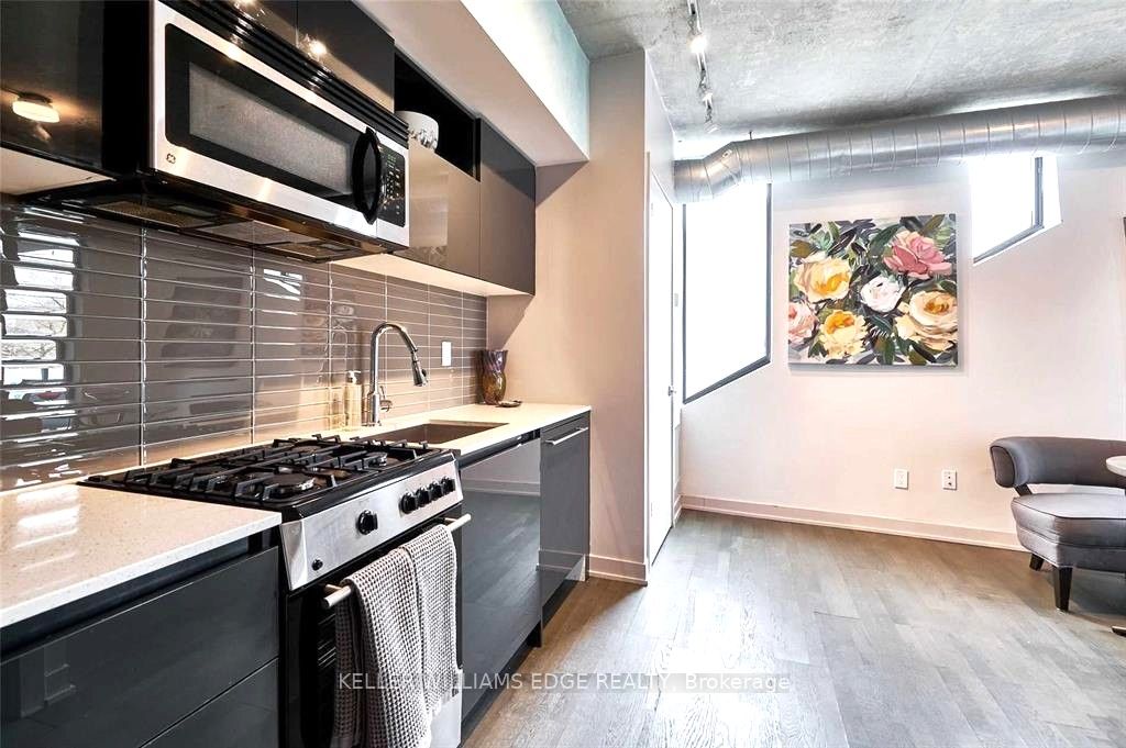 109 Wolseley Street E 204
