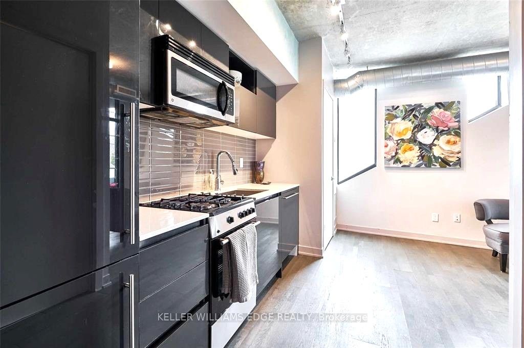 109 Wolseley Street E 204