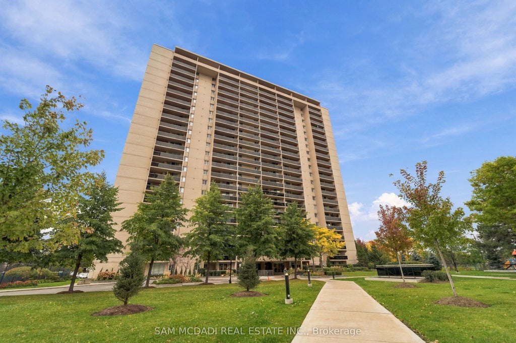 Photo of 812 Burnhamthorpe Road #206, Toronto, ON M9C 4W1 (MLS # W14095458)