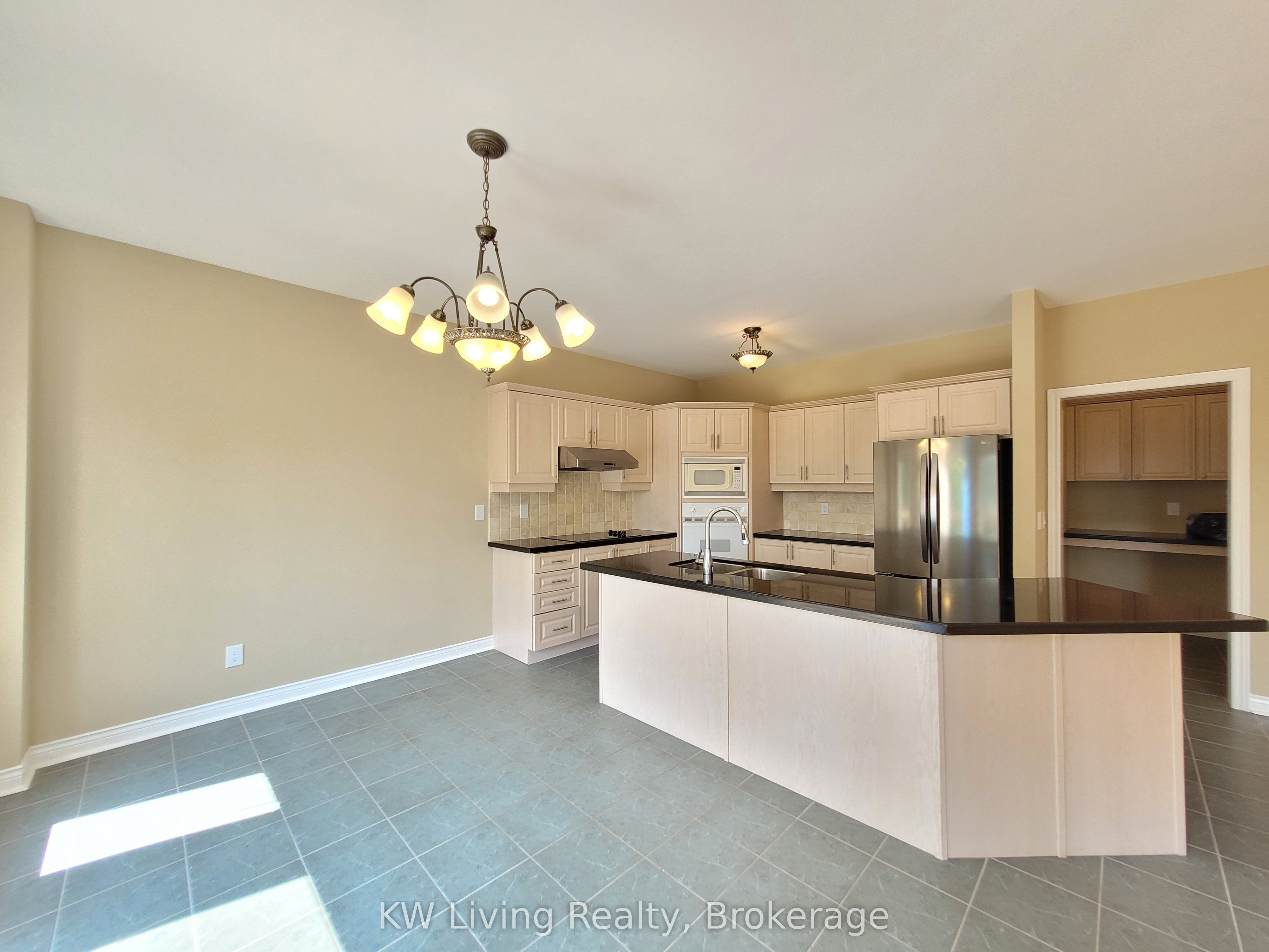 858 Silverthorn Mill Avenue