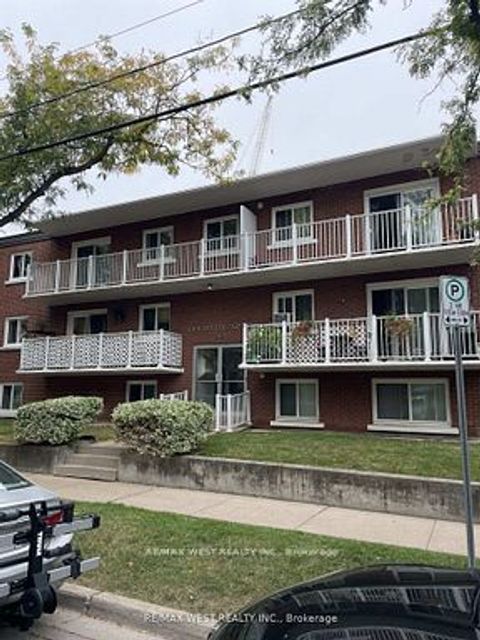 2365 Marine Drive 105 Oakville ON L6L 1C5