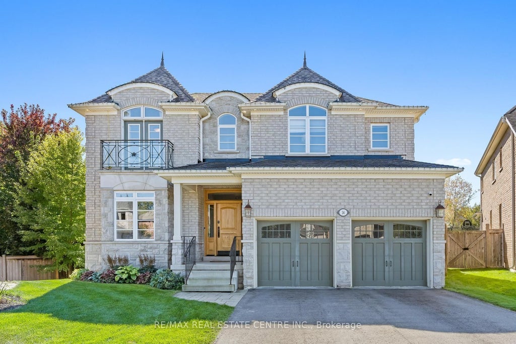 Photo of 14 View Point Circle, Halton Hills, ON L7G 6P2 (MLS # W13829312)